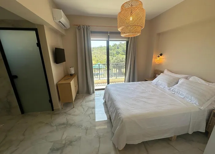 Katalyma Vouno Lalyssos